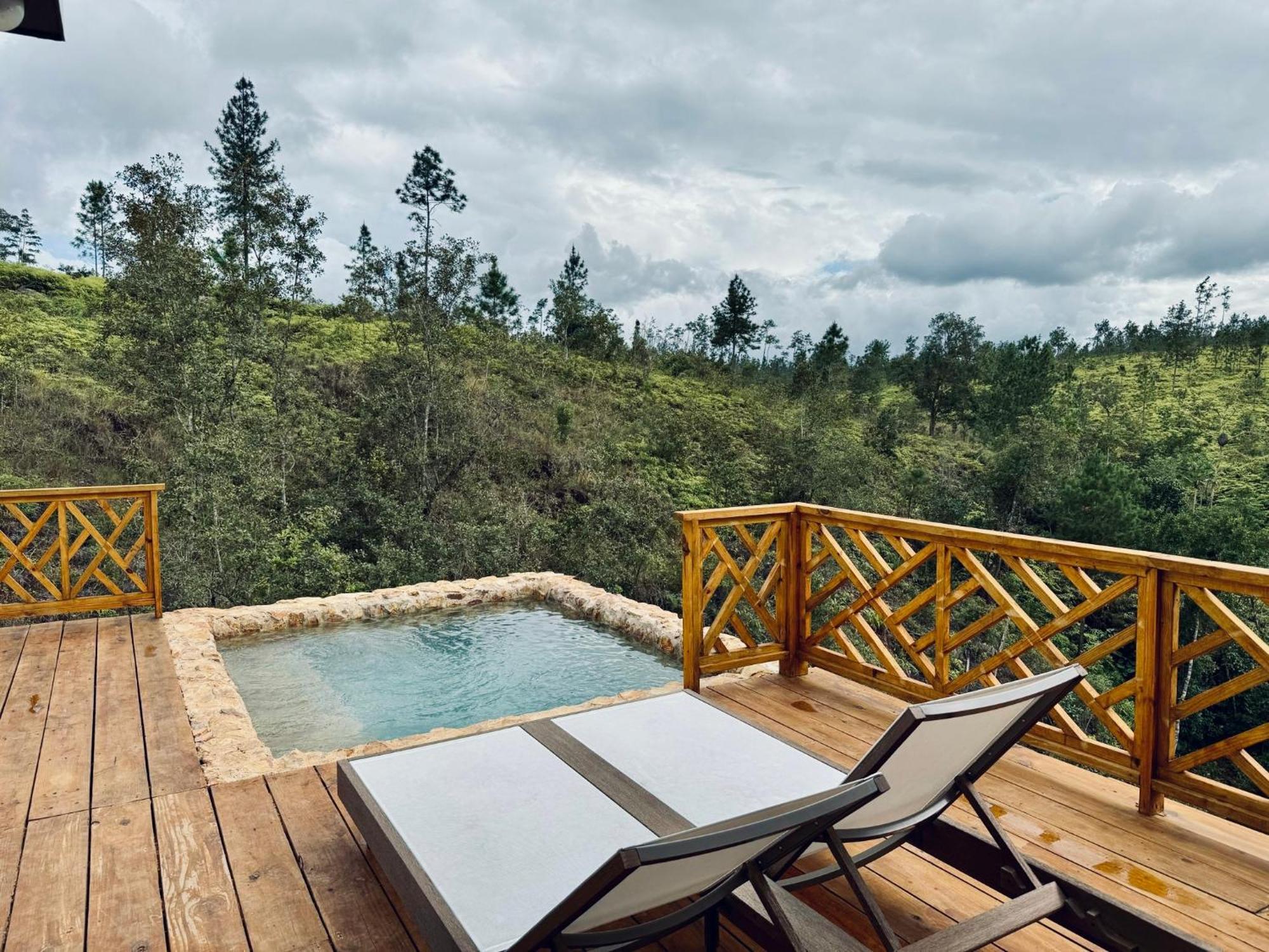 Hidden Valley Wilderness Lodge Blancaneaux Bagian luar foto